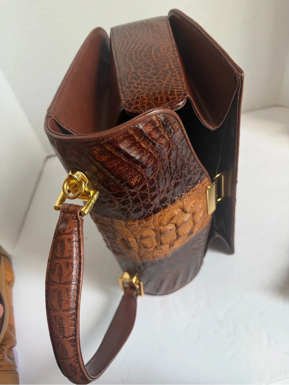 Crocodile sling 2 way crossbody